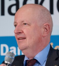 Dr. Michael Hilt