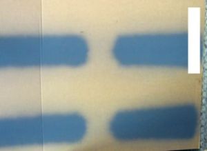 Bild­ 4:­ Nach­ erfolgreicher­ Kor­rektur­ verschiedener­ Einstellun­gen­ entsprach­ das­ Spritzbild­ einer­ gleichmäßigen­ Verteilung­ des­ Beschichtungsmaterials.
